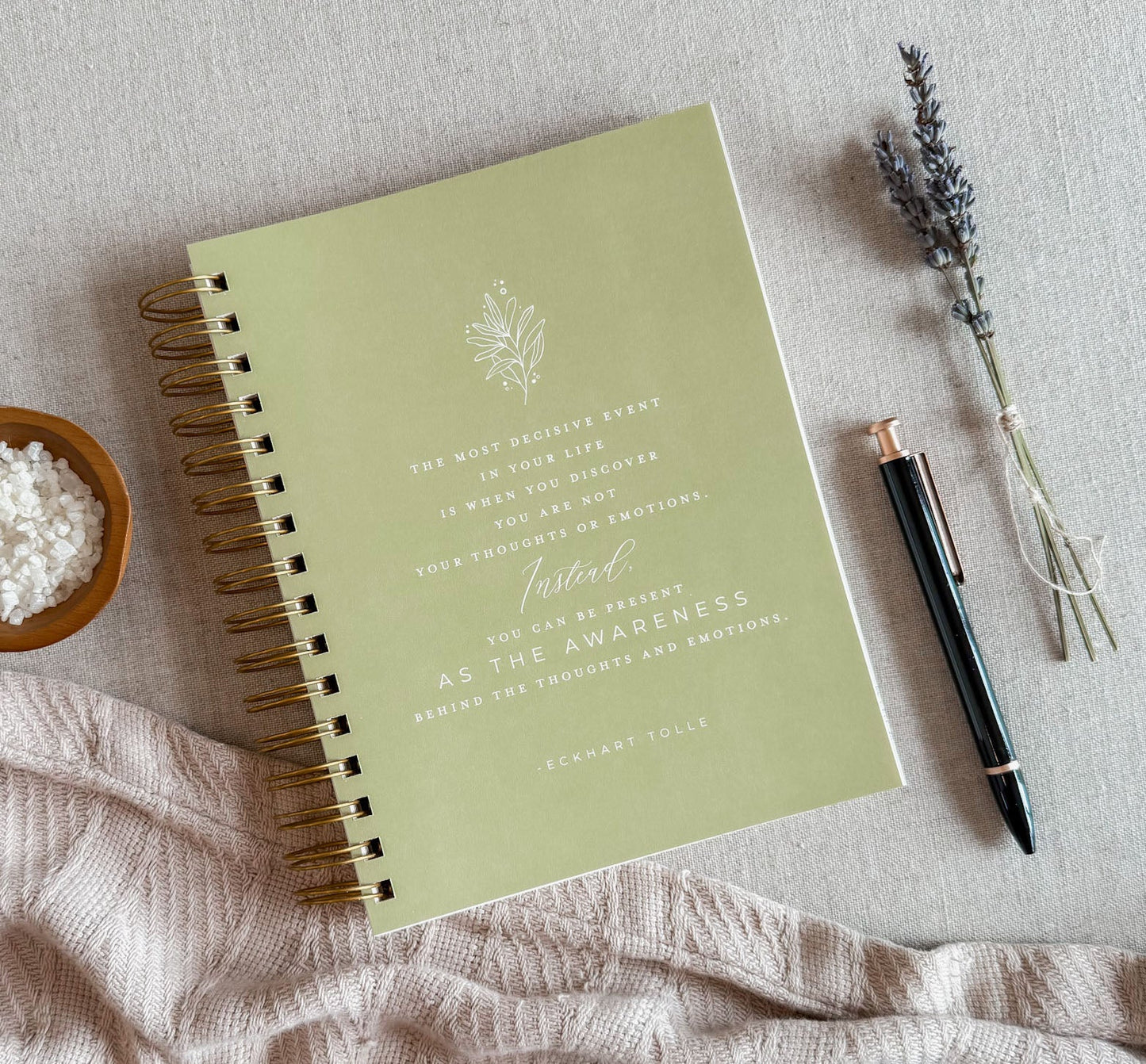 Surround Yourself with Happiness // A Daily Journal to Manifest Happiness, Gratitude, and Personal Growth