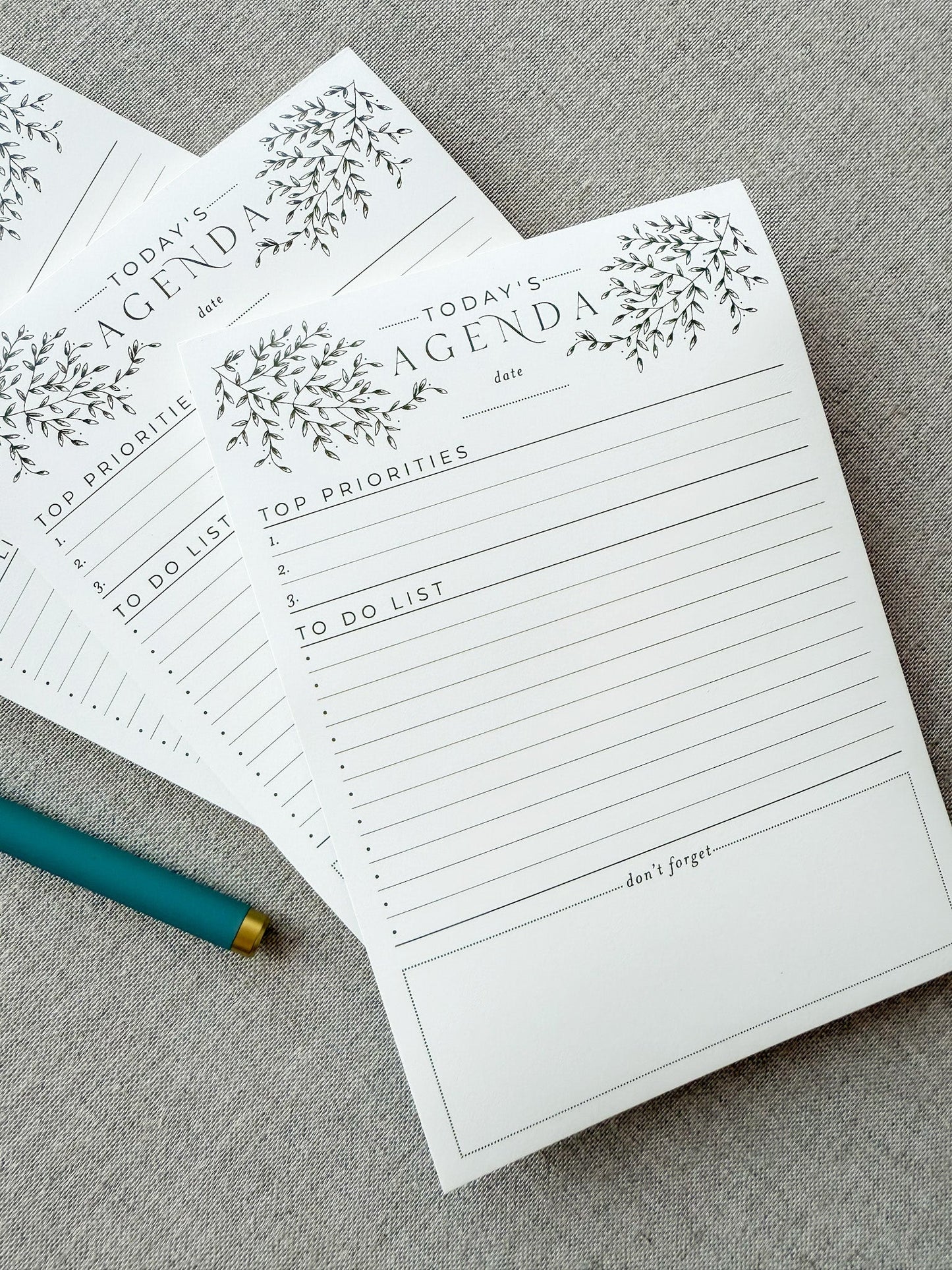 Today's Agenda — Daily Planner Notepad