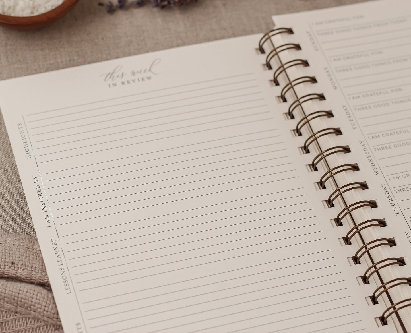 Surround Yourself with Happiness // A Daily Journal to Manifest Happiness, Gratitude, and Personal Growth